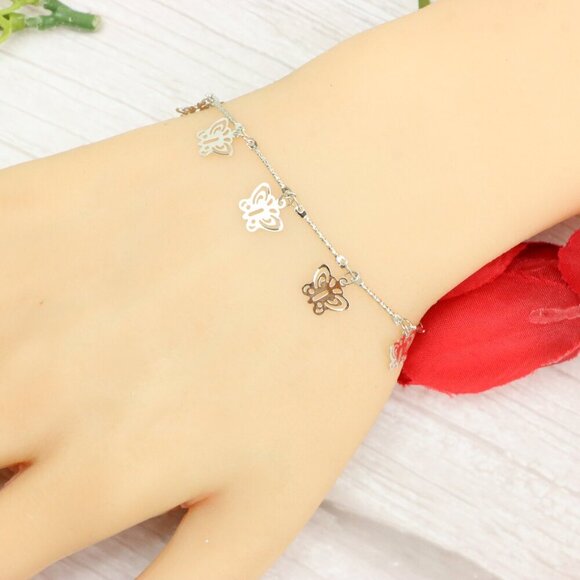 Jewelry - "Trendy Handmade Bracelet – A Thoughtful Gift for Girls & Women | UNVRC1047